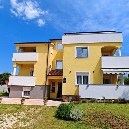Villa Antonia Medulin Exteriör bild